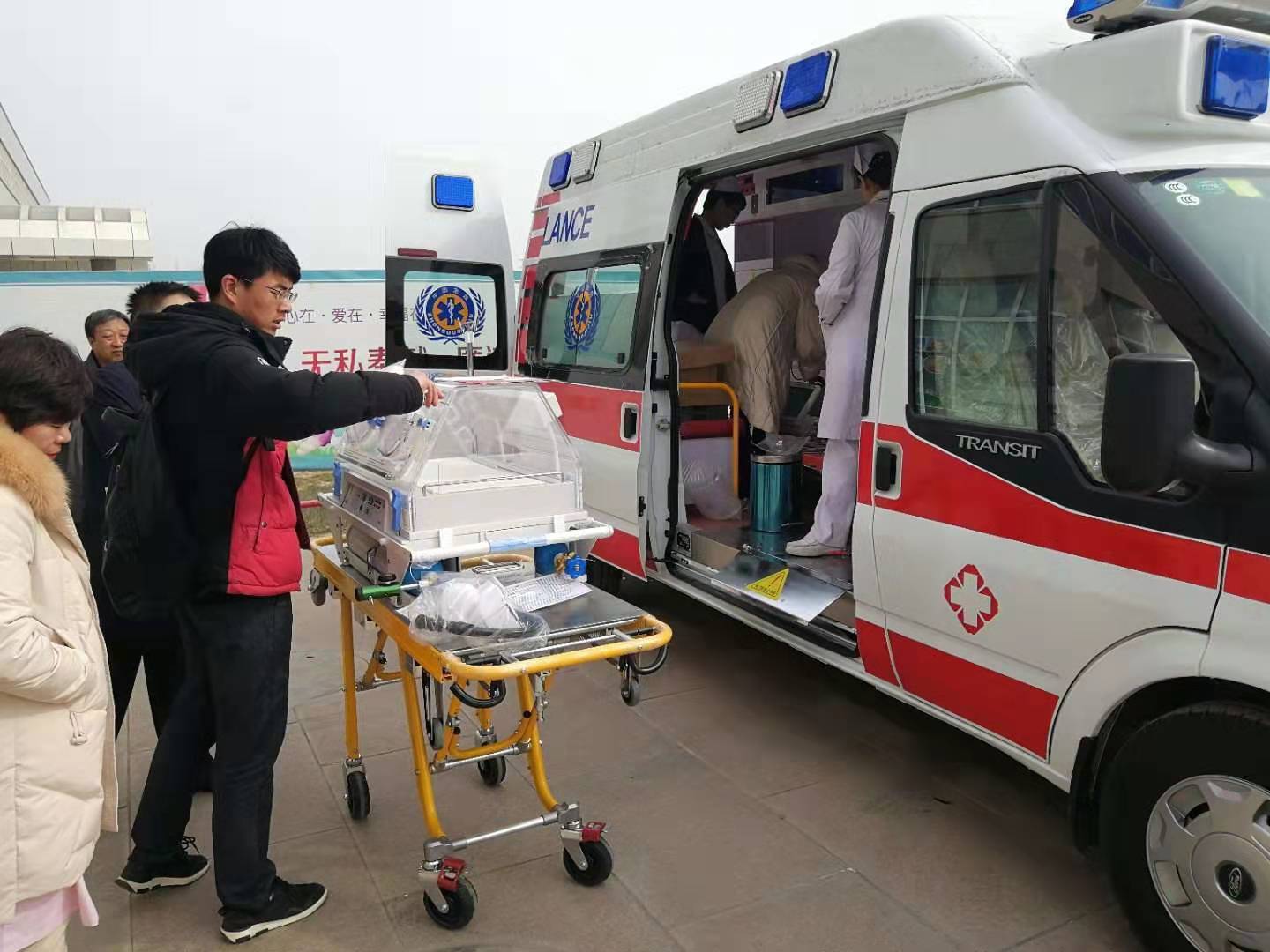 龙港市救护车转院